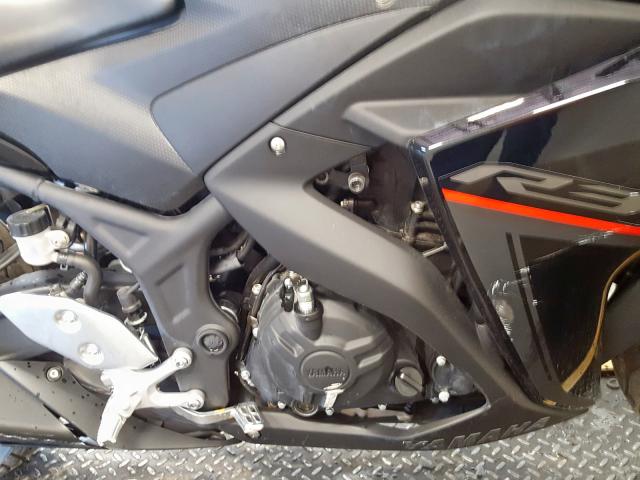 MH3RH15Y4JK004323 - 2018 YAMAHA YZFR3 A  photo 9