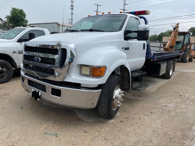 3FRNF65F15V144307 - 2005 FORD F650 SUPER DUTY WHITE photo 2