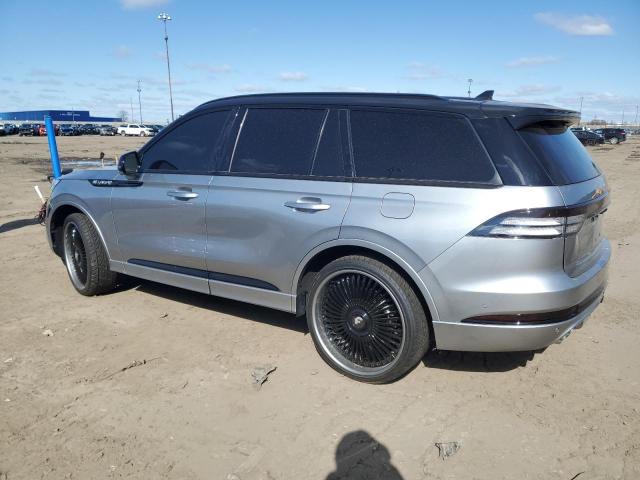 5LM5J7XC1RGL07153 - 2024 LINCOLN AVIATOR RESERVE 银色 照片 2