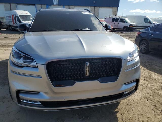 5LM5J7XC1RGL07153 - 2024 LINCOLN AVIATOR RESERVE 银色 照片 5