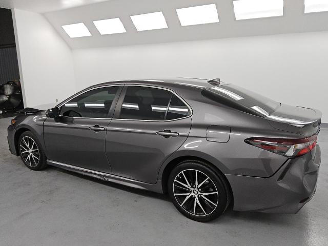 4T1G11AK4PU733698 - 2023 TOYOTA CAMRY SE NIGHT SHADE GRAY photo 2