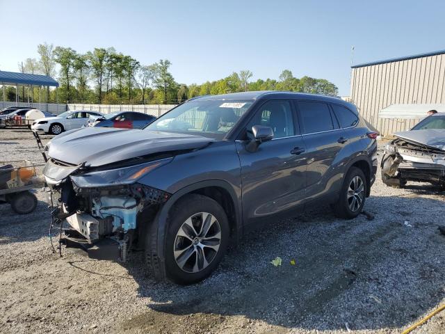 2021 TOYOTA HIGHLANDER XLE, null