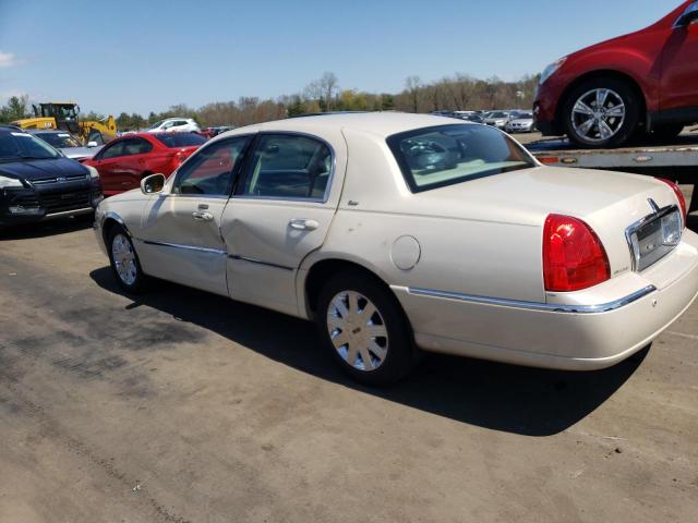 1LNHM83W03Y601528 - 2003 LINCOLN TOWN CARTIER TAN photo 2