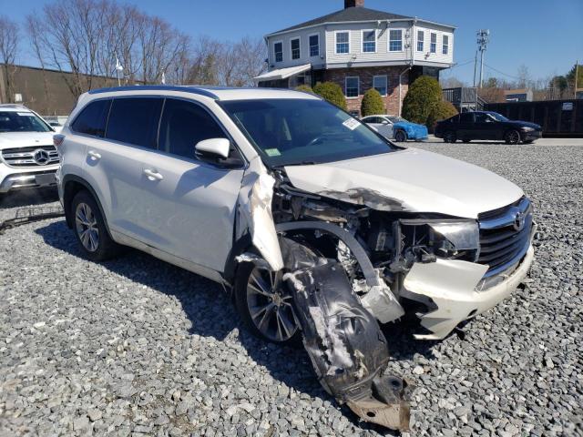 5TDJKRFH2FS203543 - 2015 TOYOTA HIGHLANDER XLE 白色 照片 4