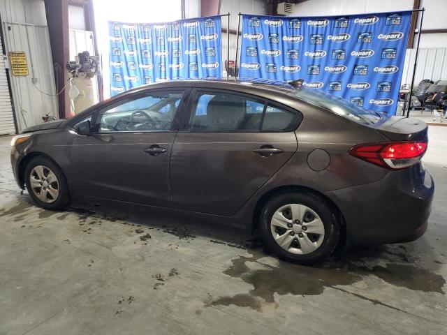 3KPFL4A77HE131658 - 2017 KIA FORTE LX BROWN photo 2