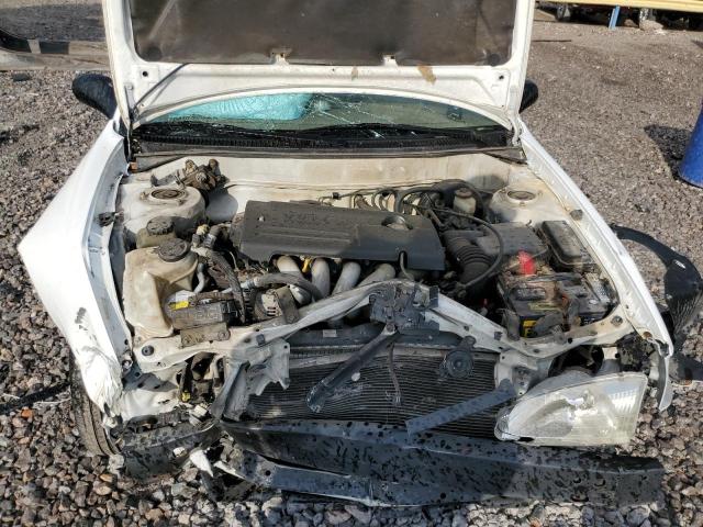 1Y1SK52892Z418098 - 2002 CHEVROLET GEO PRIZM BASE WHITE photo 11