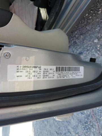 2C4RC1CG4FR594992 - 2015 CHRYSLER TOWN & COU TOURING L SILVER photo 13