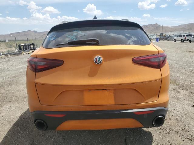 ZASFAKBN4J7B73760 - 2018 ALFA ROMEO STELVIO TI ORANGE photo 6