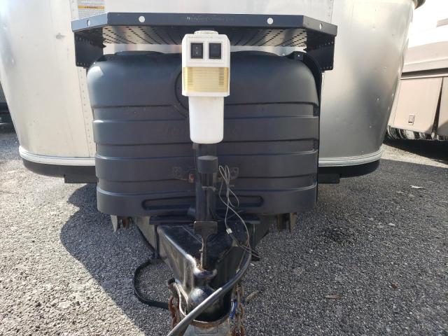 1STHRAC17JJ542440 - 2018 AIRS TRAVEL TRA 银色 照片 8