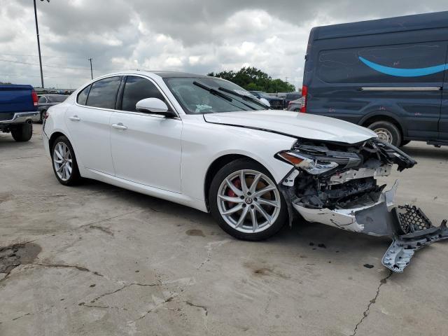 ZARFAEDN4J7583763 - 2018 ALFA ROMEO GIULIA Q4 თეთრი ფოტო 4