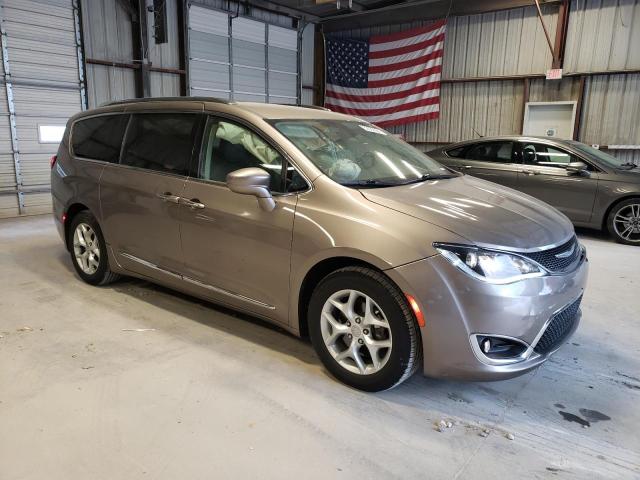 2C4RC1EG8JR139584 - 2018 CHRYSLER PACIFICA TOURING L PLUS BEIGE photo 4