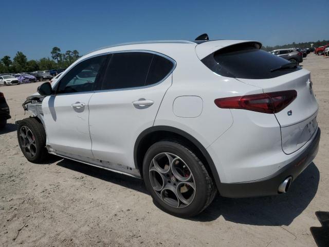 ZASFAKBN8J7B80470 - 2018 ALFA ROMEO STELVIO TI WHITE photo 2