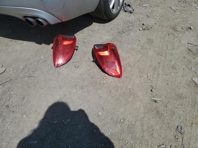 LRBFXBSA5JD008305 - 2018 BUICK ENVISION PREFERRED 银色 照片 13