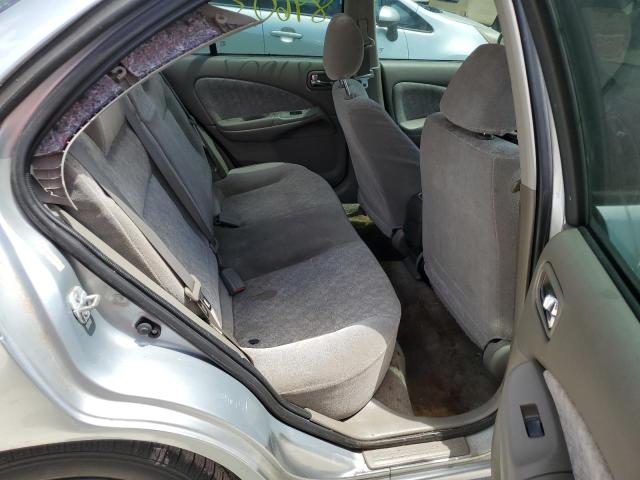 3N1CB51D63L780702 - 2003 NISSAN SENTRA XE SILVER photo 10