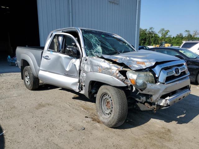 5TFTX4GN9EX035619 - 2014 TOYOTA TACOMA PRERUNNER ACCESS CAB SILVER photo 4