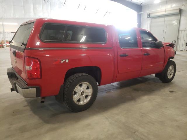 1GCPKSE34BF226971 - 2011 CHEVROLET 1500 K1500 LT RED photo 3