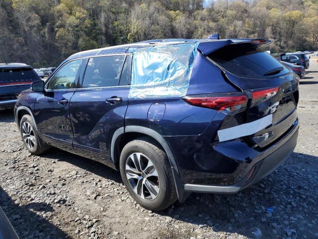 5TDGZRBH9MS119938 - 2021 TOYOTA HIGHLANDER XLE BLUE photo 2