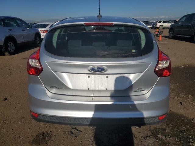 1FADP3K2XDL276225 - 2013 FORD FOCUS SE SILVER photo 6