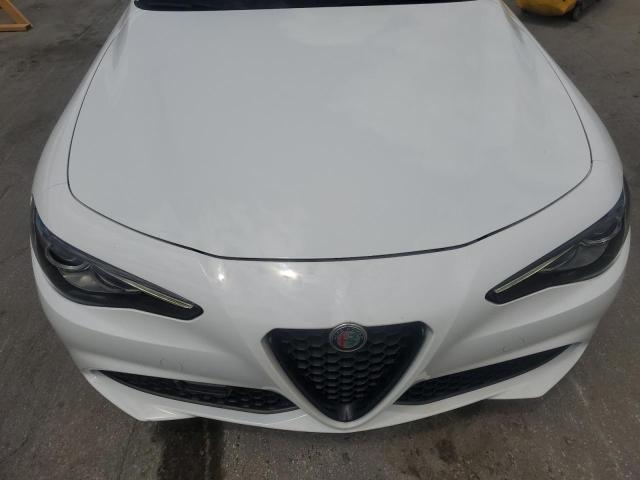 ZARFAMAN0L7635634 - 2020 ALFA ROMEO GIULIA WHITE photo 11