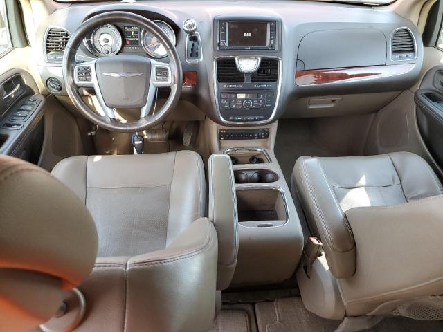 2C4RC1CG1CR270216 - 2012 CHRYSLER TOWN & COU TOURING L RED photo 8