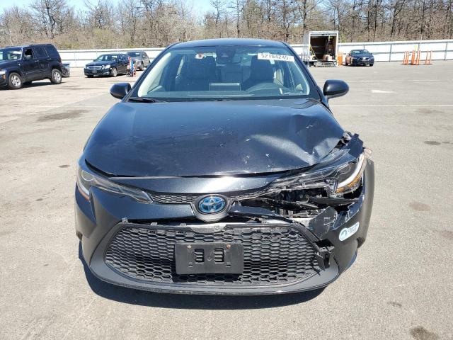 JTDEAMDE2MJ012750 - 2021 TOYOTA COROLLA LE BLACK photo 5