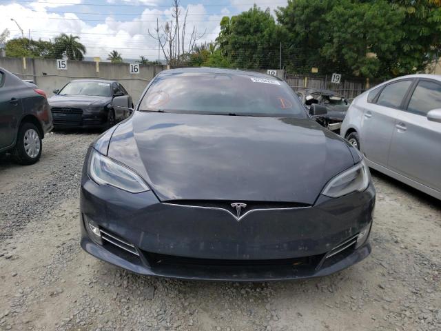 5YJSA1E22JF271506 - 2018 TESLA MODEL S Boz foto 5