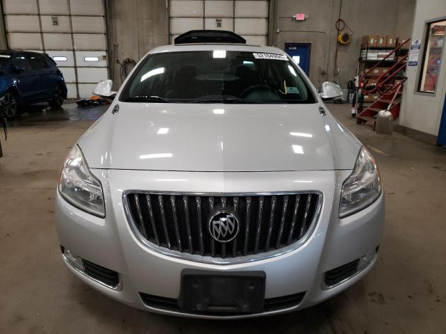 2G4GR5EKXC9156709 - 2012 BUICK REGAL SILVER photo 5