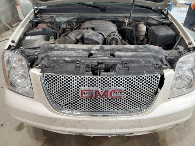 1GKS2MEF1BR401325 - 2011 GMC YUKON XL DENALI WHITE photo 12