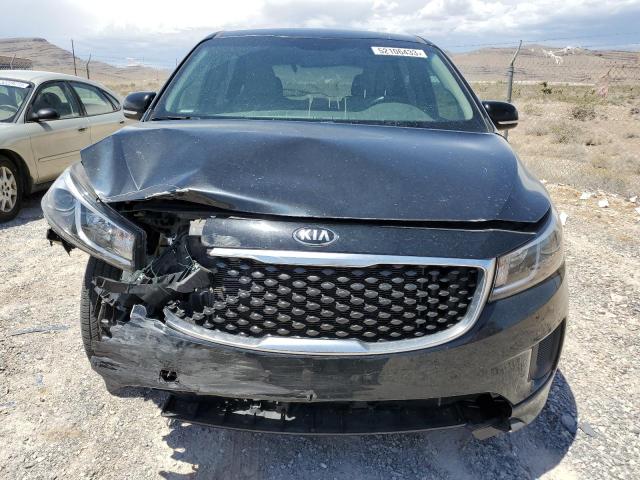 KNDMA5C15J6404233 - 2018 KIA SEDONA L BLACK photo 5