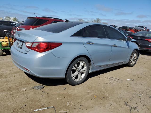 5NPEC4AC1CH437798 - 2012 HYUNDAI SONATA SE SILVER photo 3