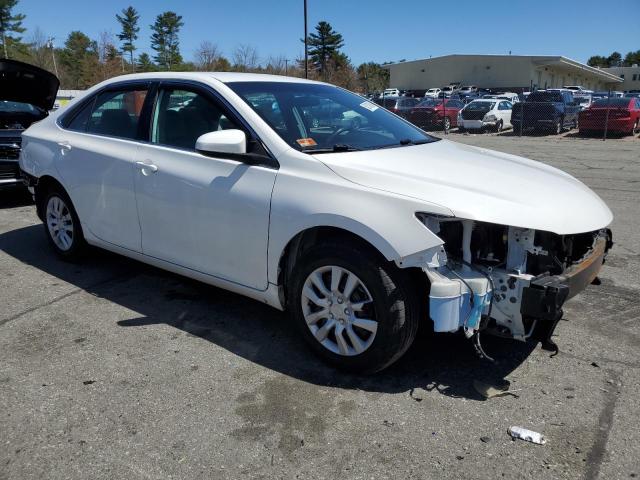 4T1BF1FK8HU774230 - 2017 TOYOTA CAMRY LE თეთრი ფოტო 4