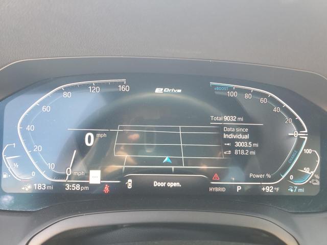 3MW5P9J08M8C02176 - 2021 BMW 330XE Blau Foto 9