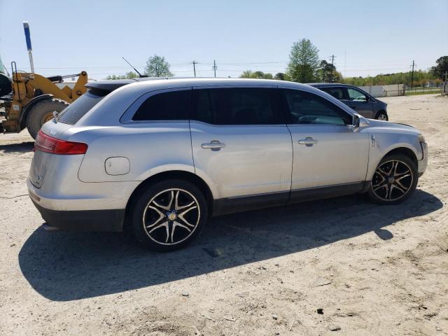 2LMHJ5AT7BBJ50923 - 2011 LINCOLN MKT SILVER photo 3