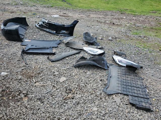 5YJSA1E24HF232510 - 2017 TESLA MODEL S შავი ფოტო 12