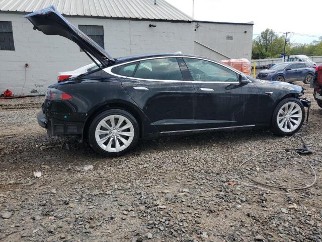 5YJSA1E24HF232510 - 2017 TESLA MODEL S შავი ფოტო 3
