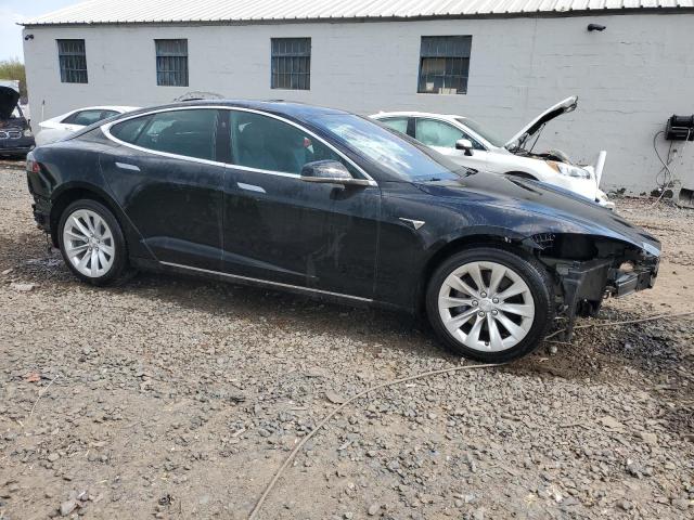 5YJSA1E24HF232510 - 2017 TESLA MODEL S შავი ფოტო 4
