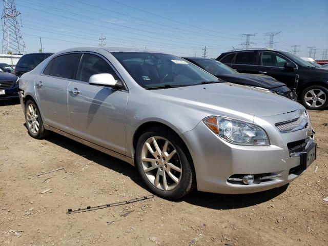 1G1ZE5EB9AF262509 - 2010 CHEVROLET MALIBU LTZ Argent photo 4