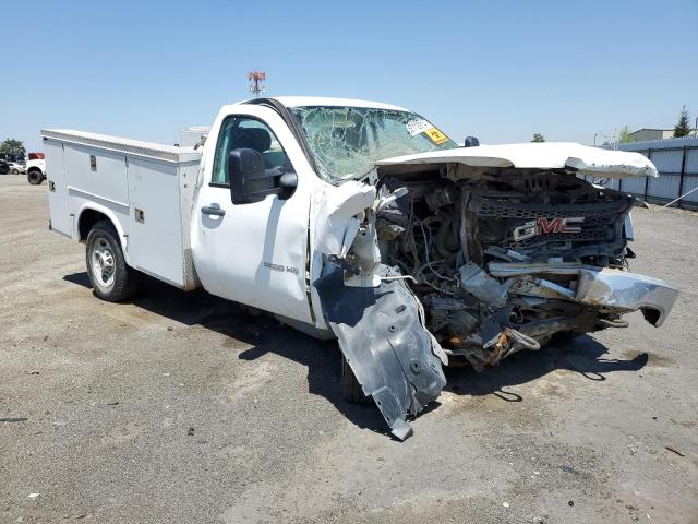 1GD01ZCG6DF104937 - 2013 GMC SIERRA C2500 HEAVY DUTY WHITE photo 4