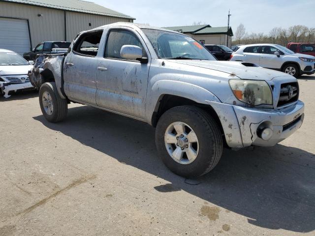 5TEJU62N67Z466384 - 2007 TOYOTA TACOMA DOUBLE CAB PRERUNNER SILVER photo 4