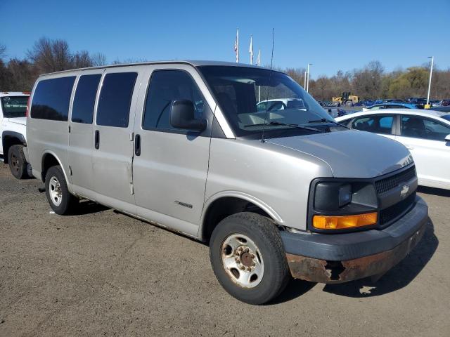 1GAGG25VX51221108 - 2005 CHEVROLET EXPRESS G2 BEIGE photo 4