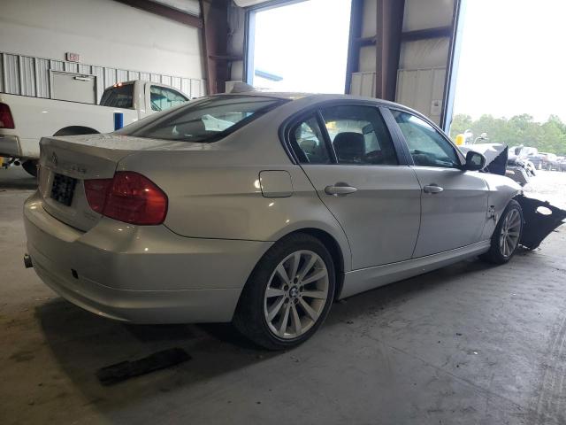 WBAPK5C51BA656392 - 2011 BMW 328I XI SULEV SILVER photo 3