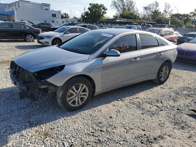 5NPE24AF4GH417757 - 2016 HYUNDAI SONATA SE SILVER photo 1