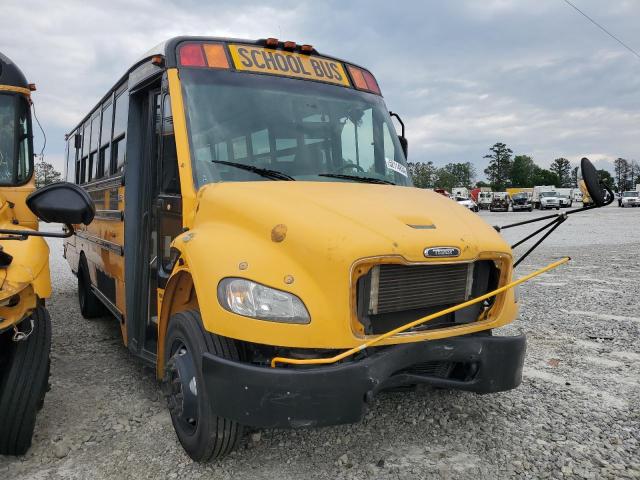 4UZABRCS47CY10185 - 2007 FREIGHTLINER CHASSIS B2B YELLOW photo 1