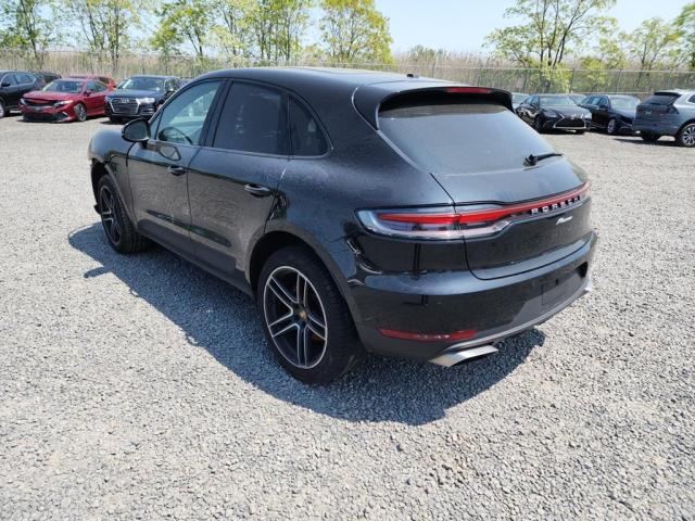 WP1AA2A59LLB07038 - 2020 PORSCHE MACAN BLACK photo 4