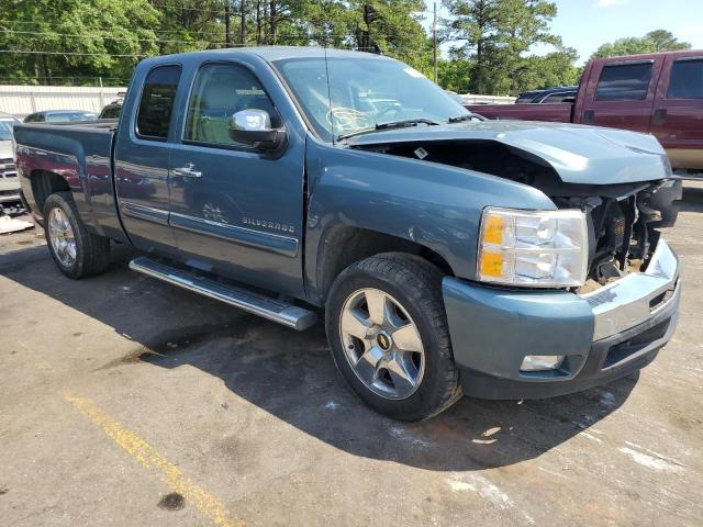 1GCRKSE31BZ304257 - 2011 CHEVROLET SILVERADO K1500 LT BLUE photo 4