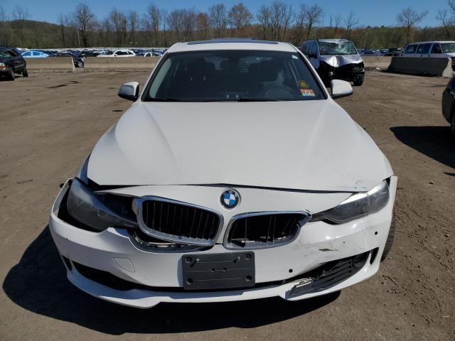 WBA3A5C52EF605301 - 2014 BMW 3 SERIES I WHITE photo 5