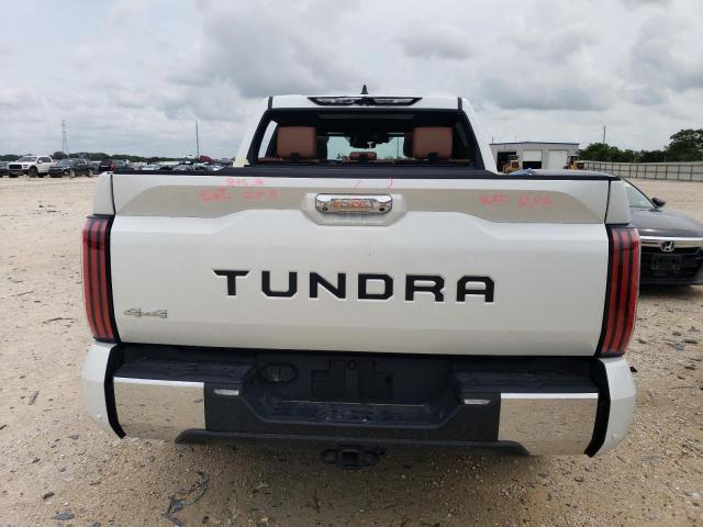 5TFMC5DB3PX013862 - 2023 TOYOTA TUNDRA CREWMAX PLATINUM Weiß Foto 6