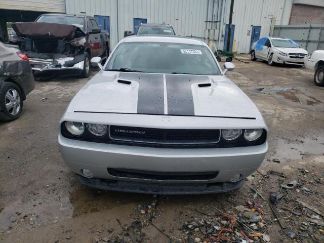 2B3LJ74W99H502601 - 2009 DODGE CHALLENGER SRT-8 SILVER photo 5