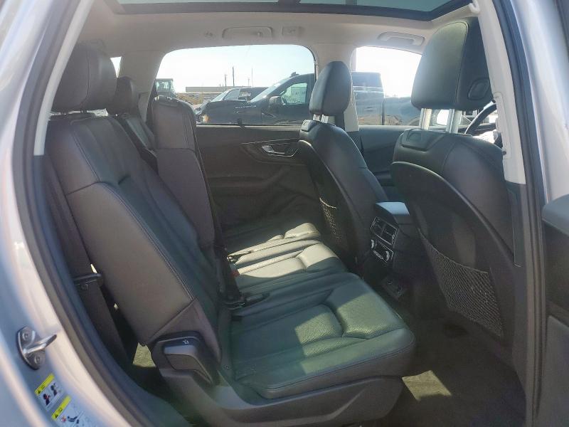 WA1VAAF78HD000310 - 2017 AUDI Q7 PRESTIGE 银色 照片 11