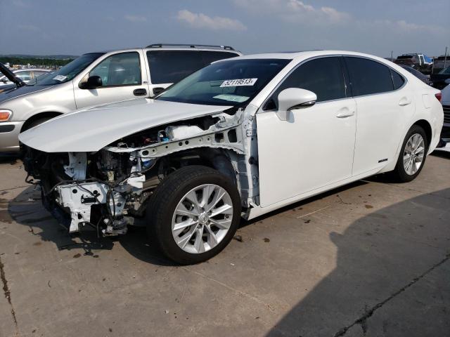 JTHBW1GG7F2086757 - 2015 LEXUS ES 300H WHITE photo 1